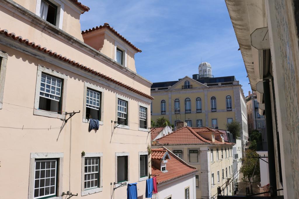 Chiado Bairro Alto, Bright And Newly Renovated 3 Bedroom Apartment, Lisbon Historical Center Luaran gambar