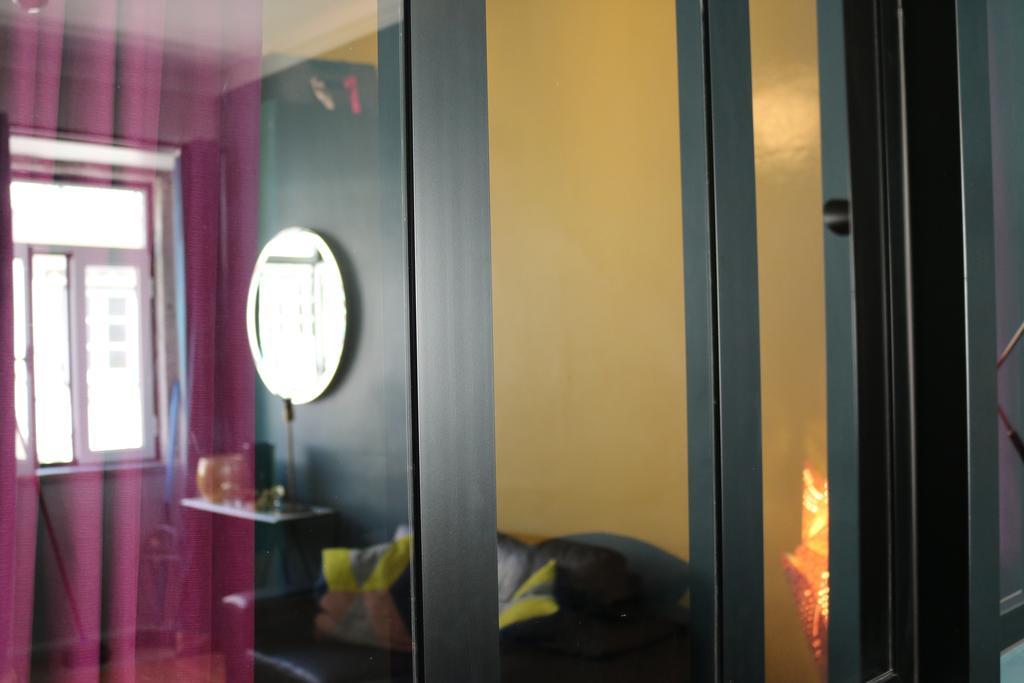 Chiado Bairro Alto, Bright And Newly Renovated 3 Bedroom Apartment, Lisbon Historical Center Luaran gambar