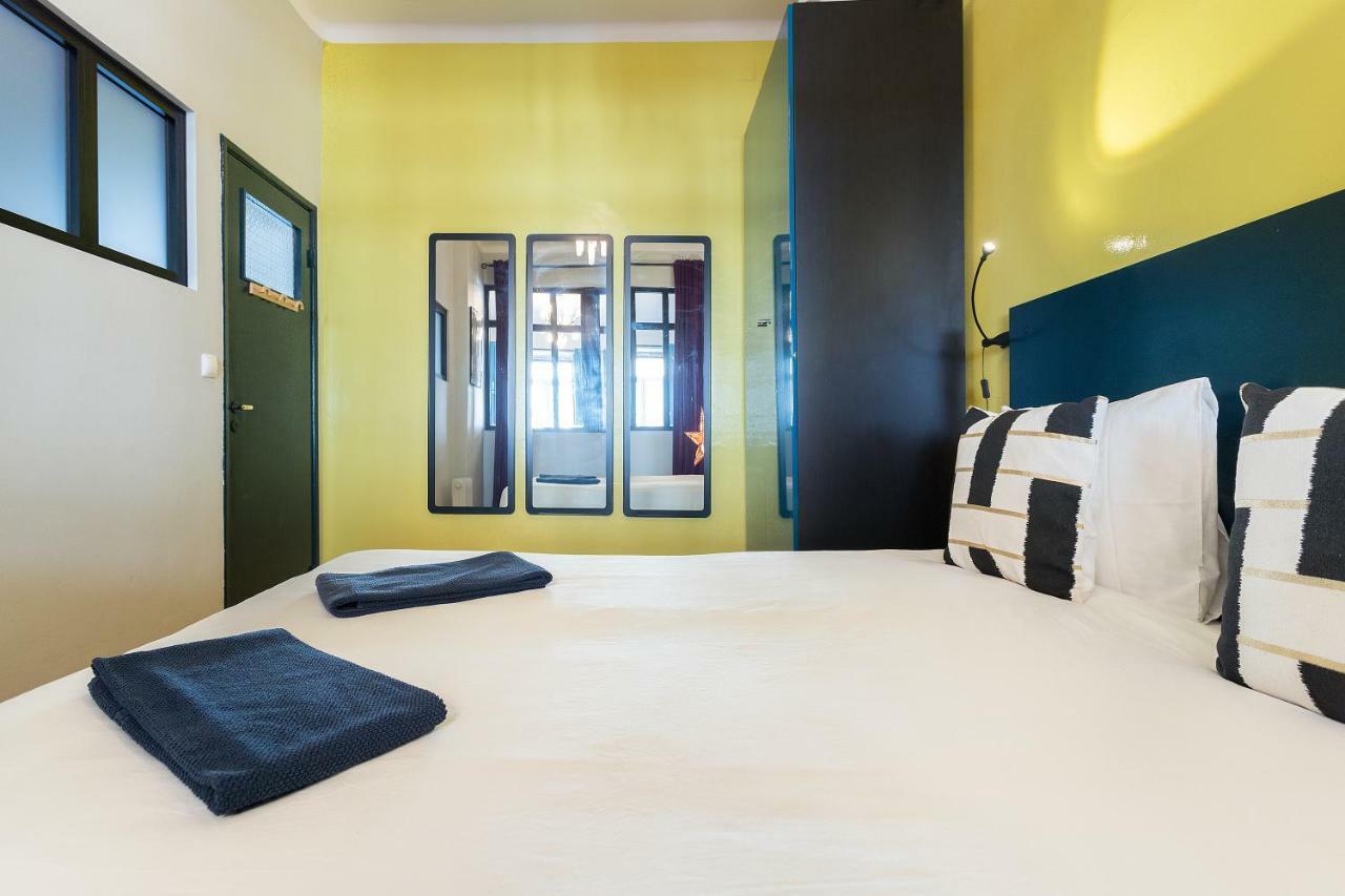 Chiado Bairro Alto, Bright And Newly Renovated 3 Bedroom Apartment, Lisbon Historical Center Luaran gambar